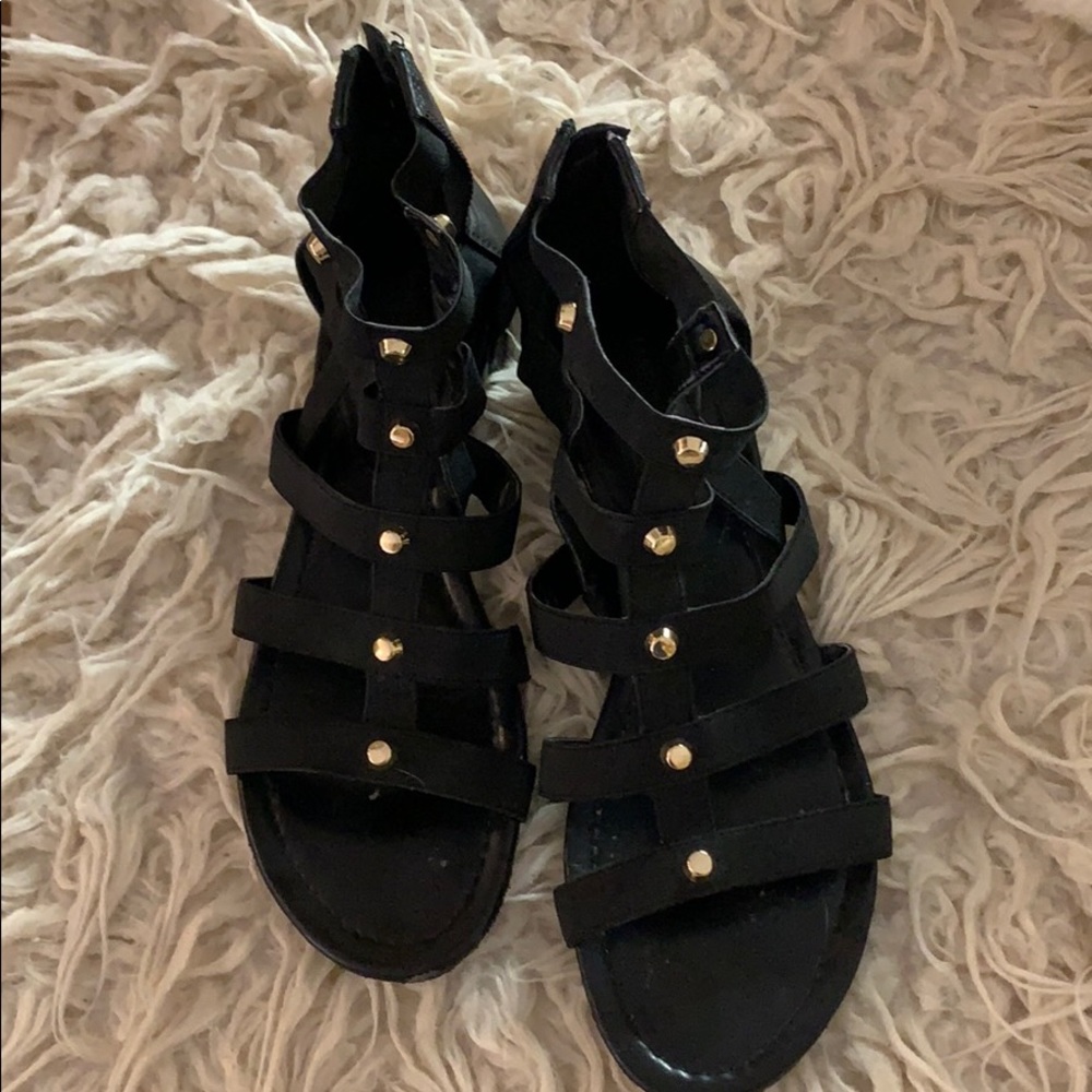 Marc Fisher black gladiator sandals size 8